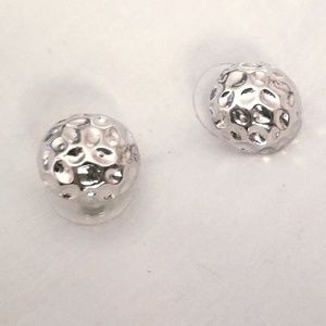 silver stud earrings 2/$10